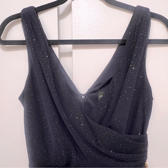 Besty & Adam Dress size 4 Full Length Ink/Navy Blue w/subtle gold accent. - Picture 2 of 11